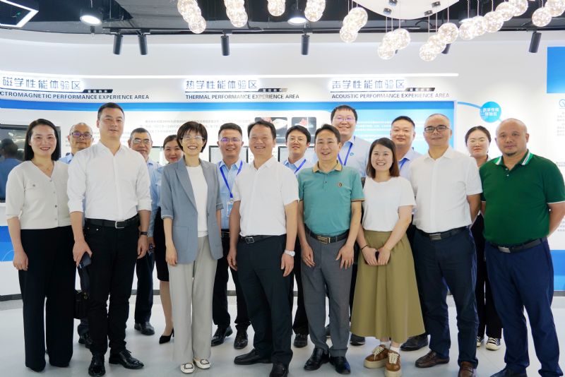 醴陵市領(lǐng)導(dǎo)考察盟創(chuàng)納米，共謀“新材料+節(jié)能”合作